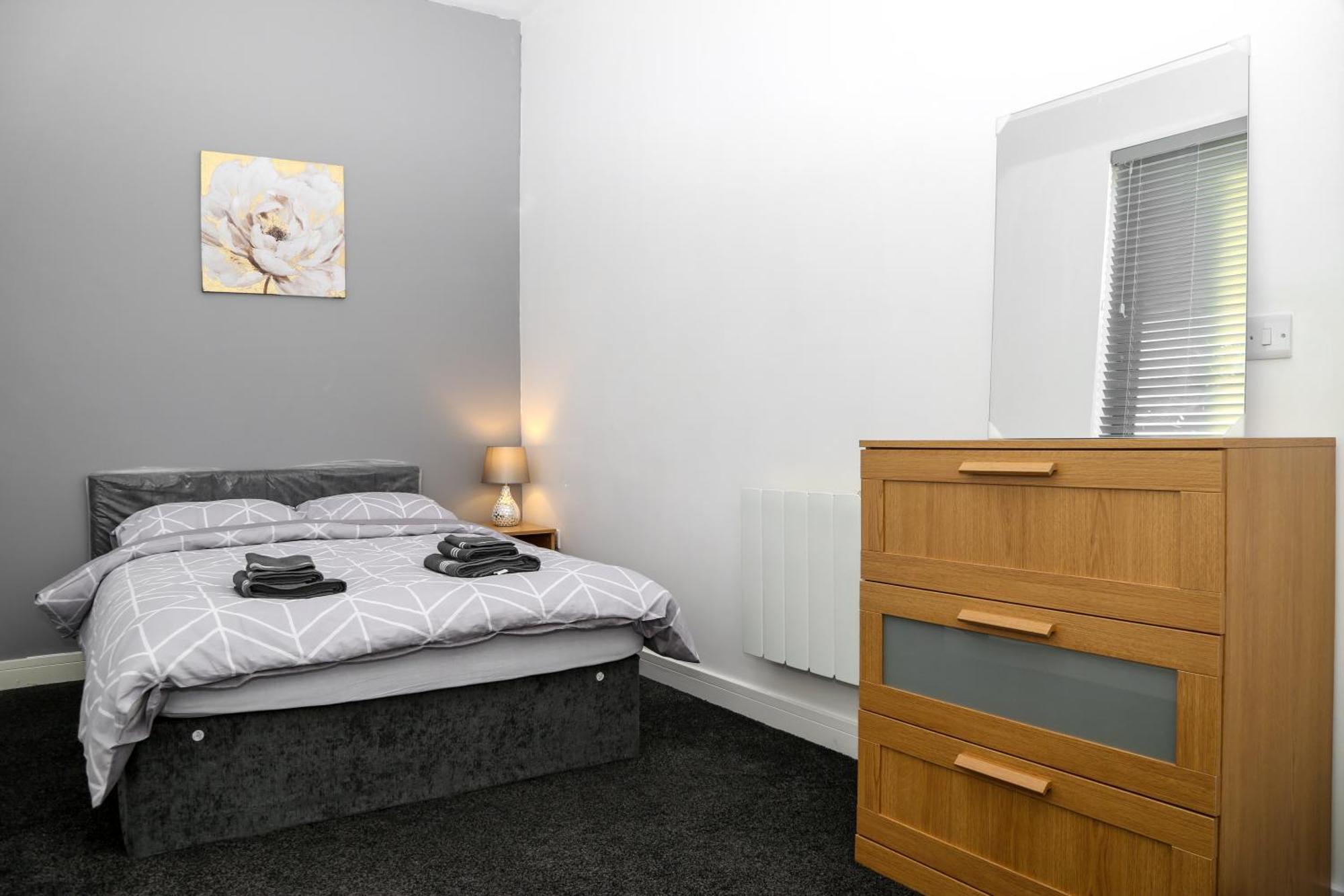 Apartamento Luxurious & Lavish Salford Quays Free Parking Mánchester Exterior foto